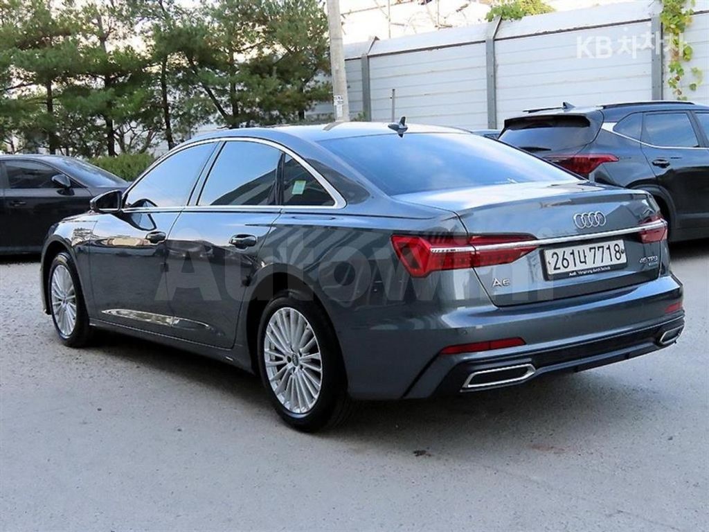 Audi A6(C8) 45 TFSI Quattro Premium — снимка 3