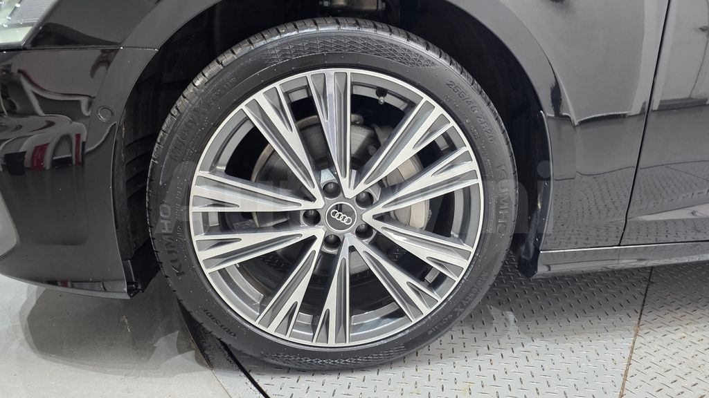 Audi A6(C8) 45 TFSI Quattro Premium — снимка 5