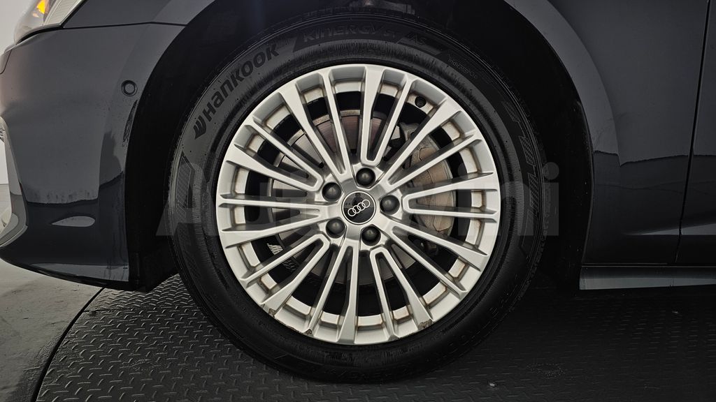 Audi A6(C8) 45 TFSI Quattro Premium — снимка 4
