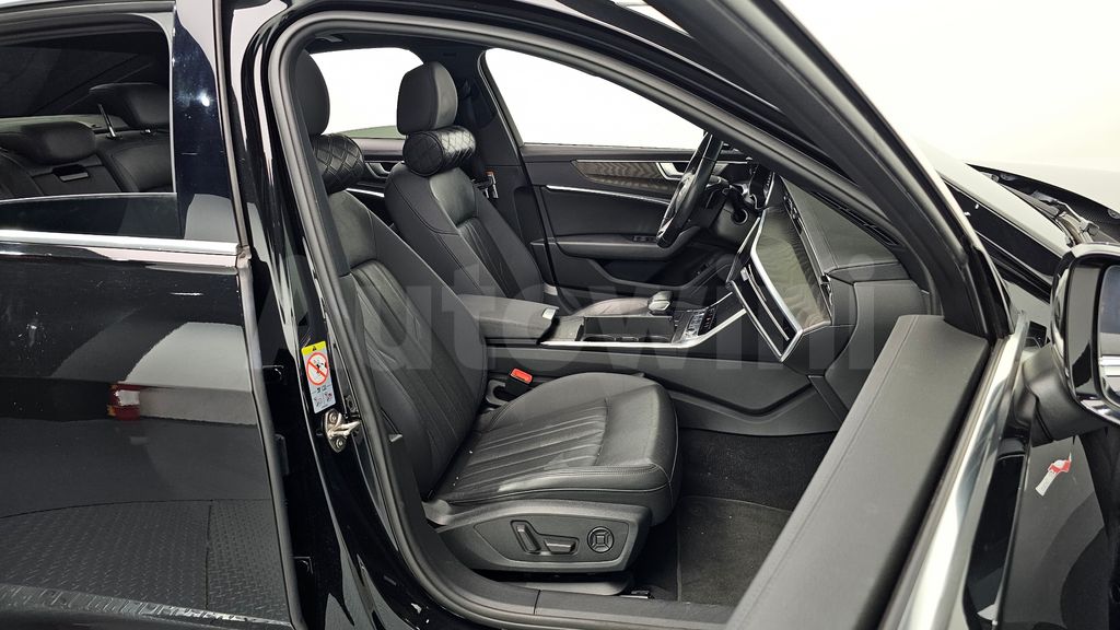 Audi A6(C8) 40 TDI Premium — снимка 10