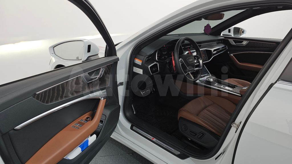 Audi A6(C8) 40 TDI Quattro Premium — снимка 10
