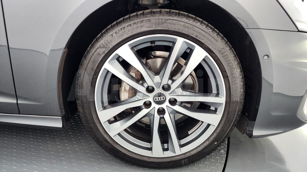 Audi A6(C8) 40 TDI Premium — снимка 5