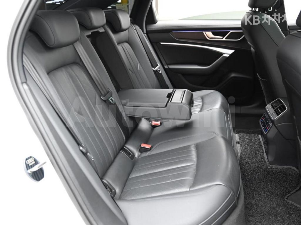 Audi A6(C8) 45 TFSI Quattro Premium — снимка 12