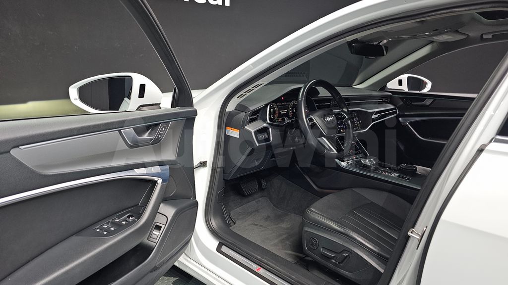 Audi A6(C8) 45 TFSI — снимка 11