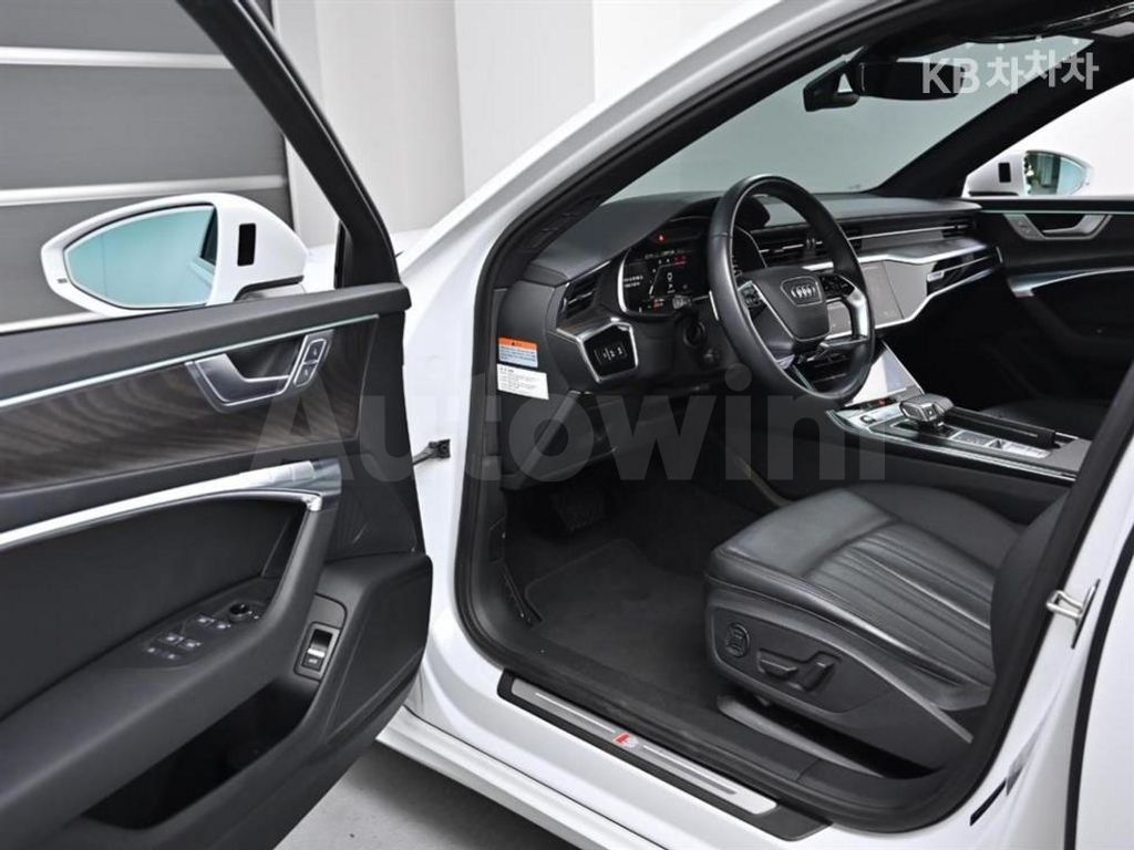 Audi A6(C8) 40 TDI Premium — снимка 11