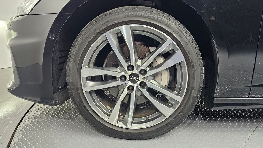 Audi A6(C8) 45 TFSI Quattro Premium — снимка 5