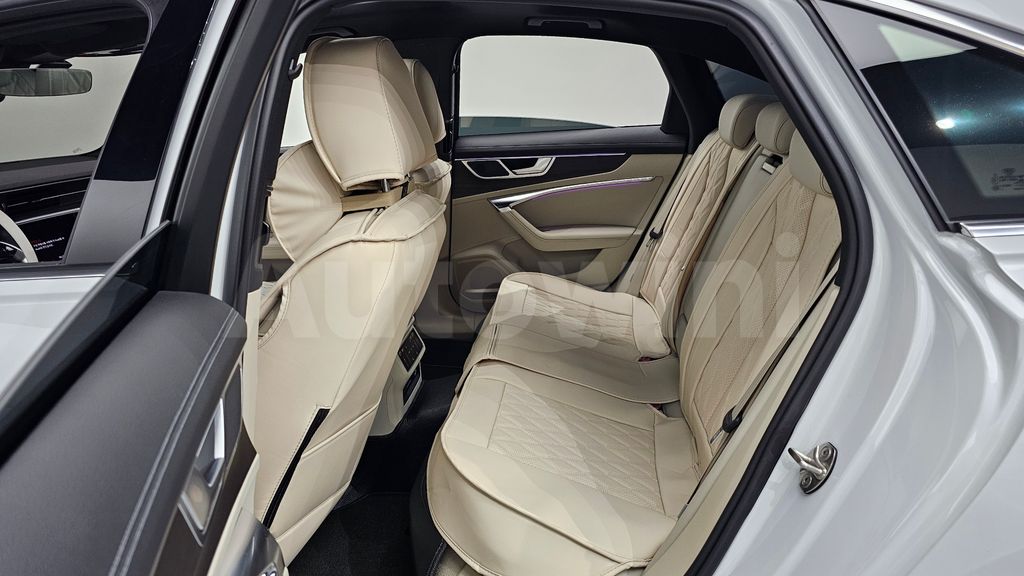 Audi A6(C8) 45 TDI Quattro Premium — снимка 12