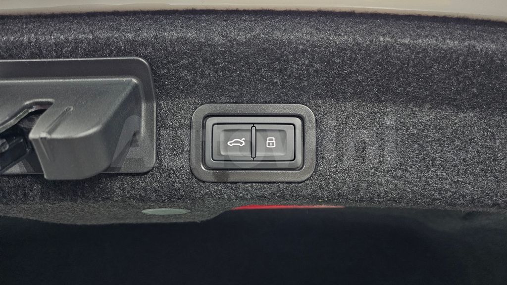 Audi A6(C8) 45 TDI Quattro Premium — снимка 20