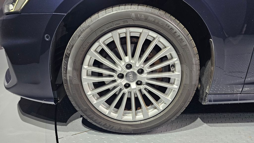 Audi A6(C8) 40 TDI Quattro Premium — снимка 5