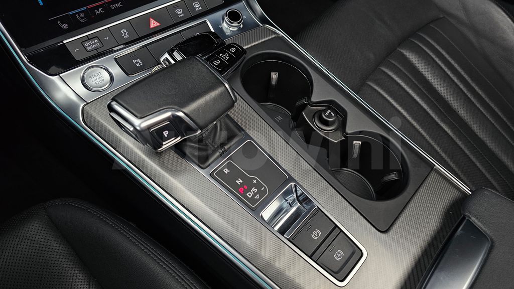 Audi A6(C8) 40 TDI — снимка 9