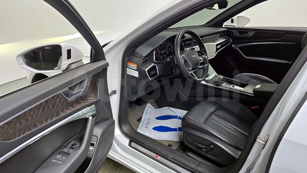 Audi A6(C8) 45 TFSI Quattro Premium — снимка 10