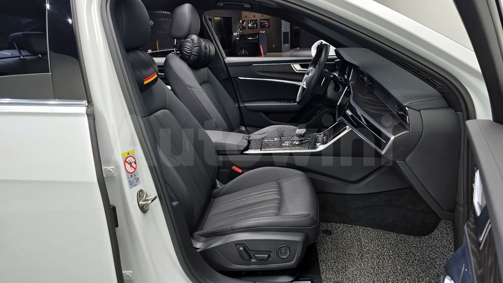 Audi A6(C8) 45 TFSI Quattro Premium — снимка 12