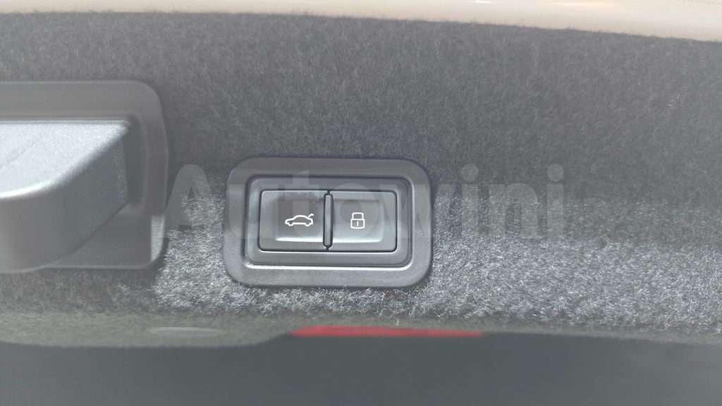 Audi A6(C8) 40 TDI Premium — снимка 18