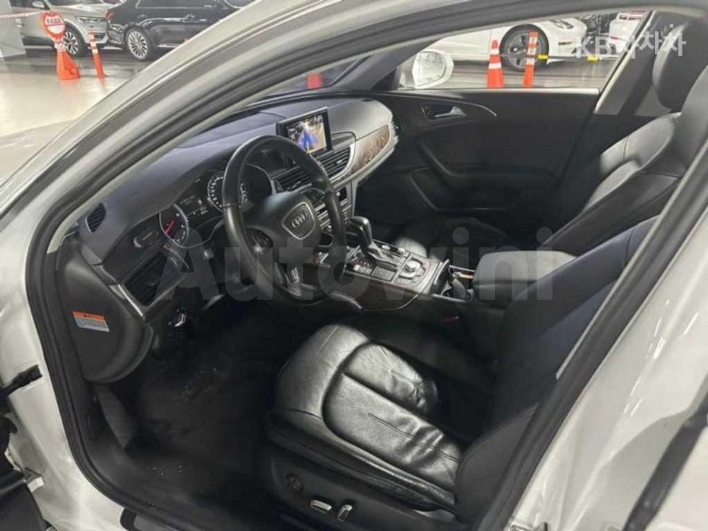 Audi A6 35 TDI Premium C7(15~) — снимка 10