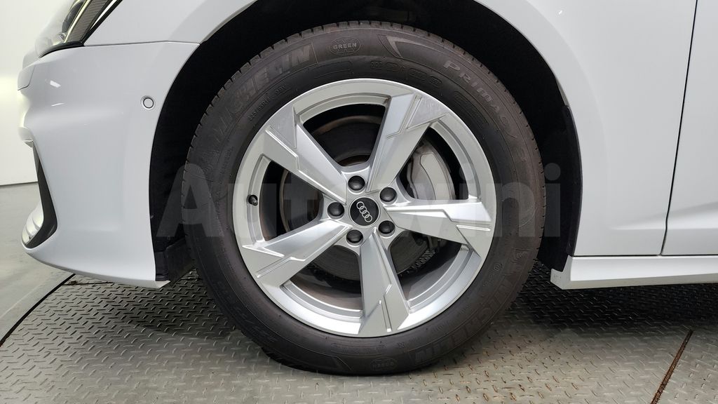 Audi A6(C8) 45 TFSI — снимка 5