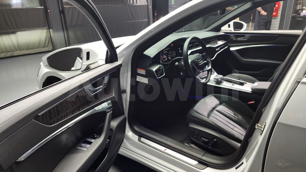 Audi A6(C8) 45 TFSI Premium — снимка 10