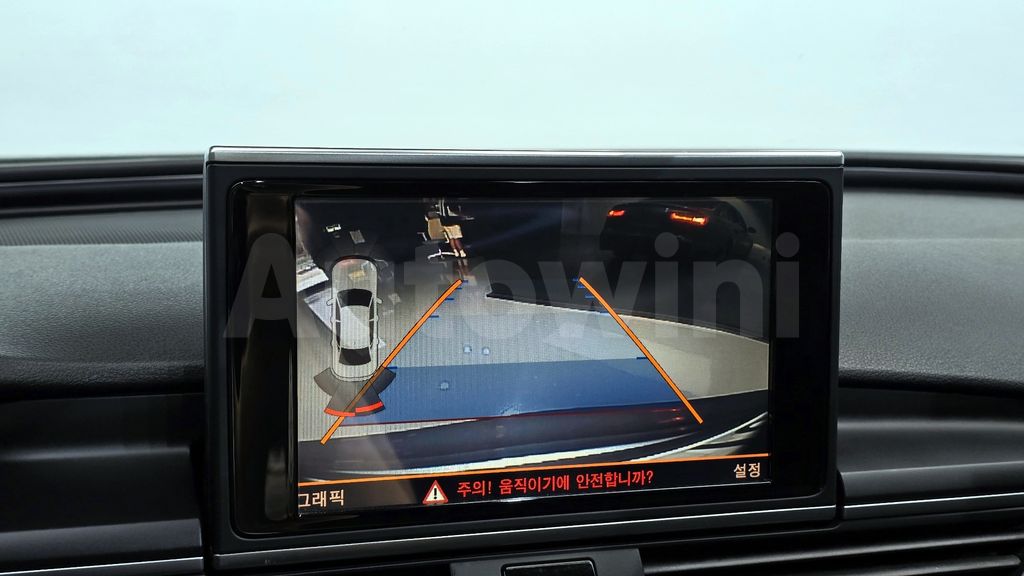 Audi New A6 2.0 TDI Dynamic C7 — снимка 16
