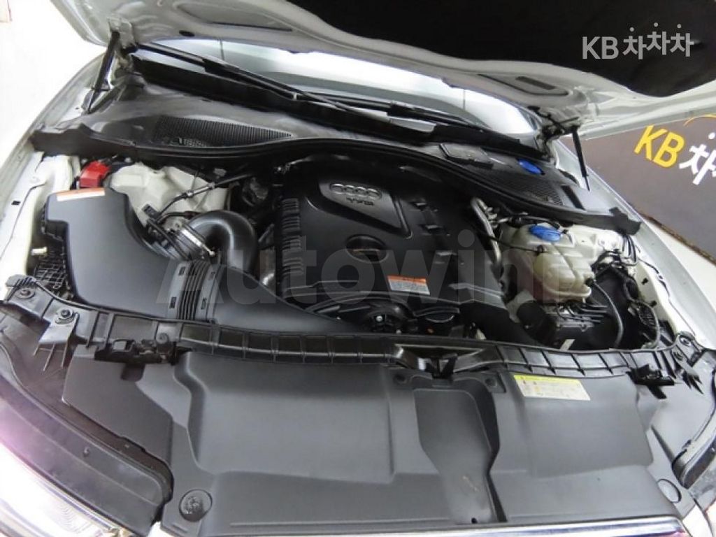Audi A6 2.0 TFSI Quattro Quattro Dynamic C7(13Y~) — снимка 19