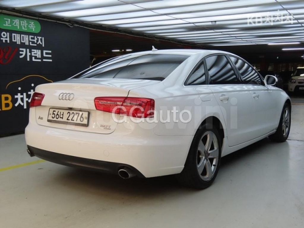 Audi A6 2.0 TFSI Quattro Quattro Dynamic C7(13Y~) — снимка 4