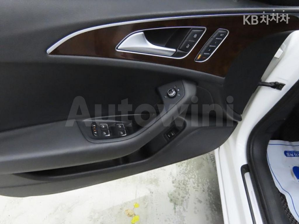 Audi A6 2.0 TFSI Quattro Quattro Dynamic C7(13Y~) — снимка 12