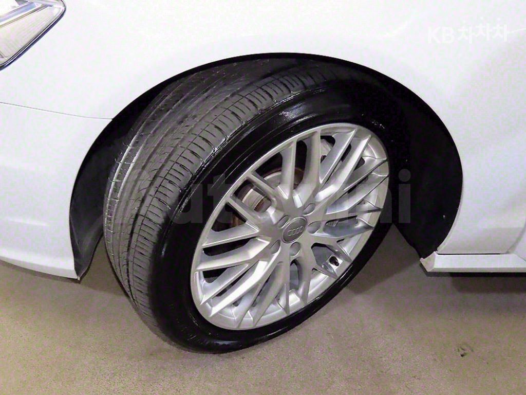 Audi A6 40 TDI Quattro Premium C7(15~) — снимка 20