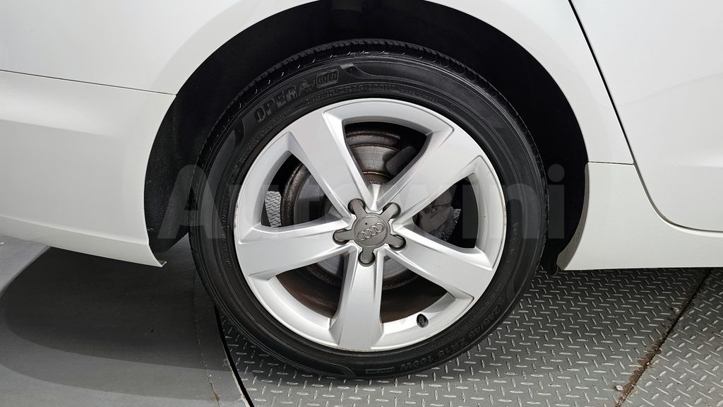 Audi New A6 35 TDI Dynamic C7 — снимка 5