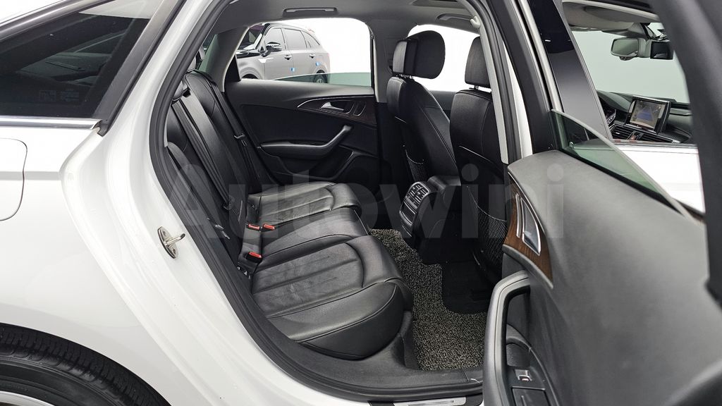 Audi New A6 35 TDI Dynamic C7 — снимка 12