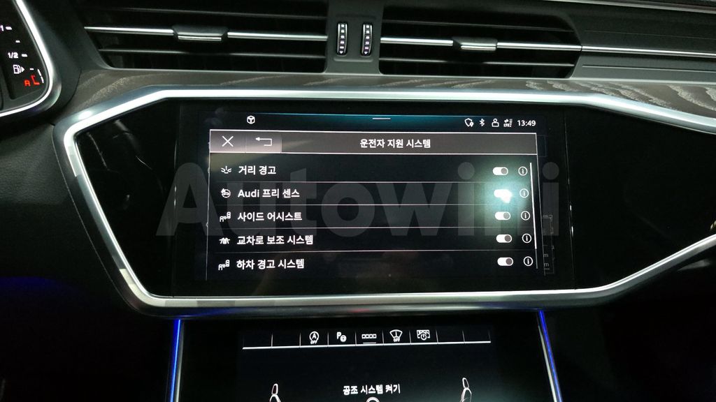 Audi A6(C8) 40 TDI Premium — снимка 15
