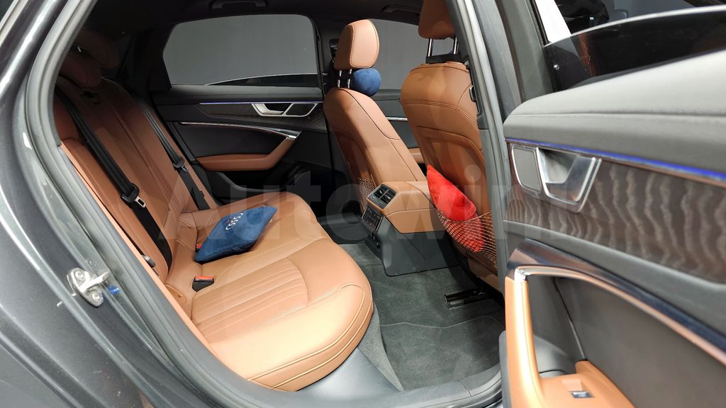 Audi A6(C8) 40 TDI Quattro Premium — снимка 11