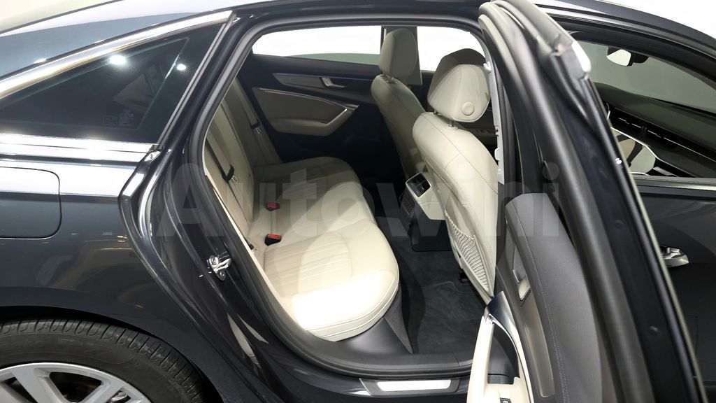 Audi A6(C8) 45 TFSI — снимка 12