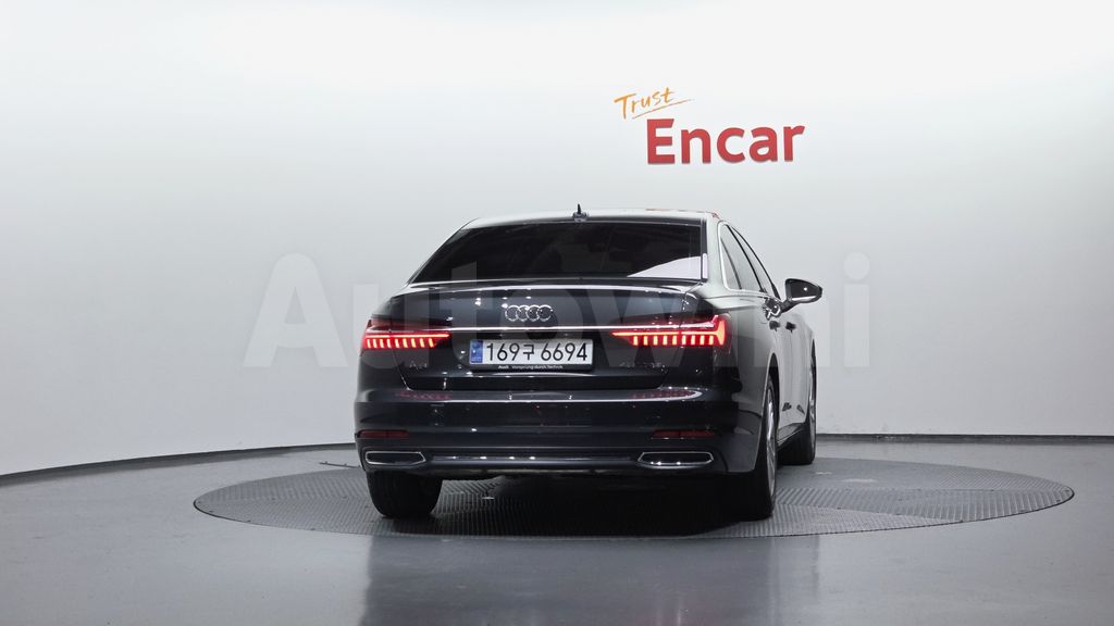 Audi A6(C8) 45 TFSI — снимка 4