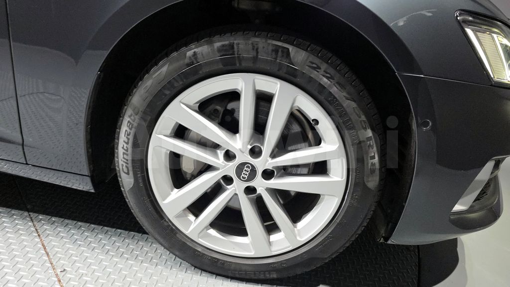 Audi A6(C8) 45 TFSI — снимка 5