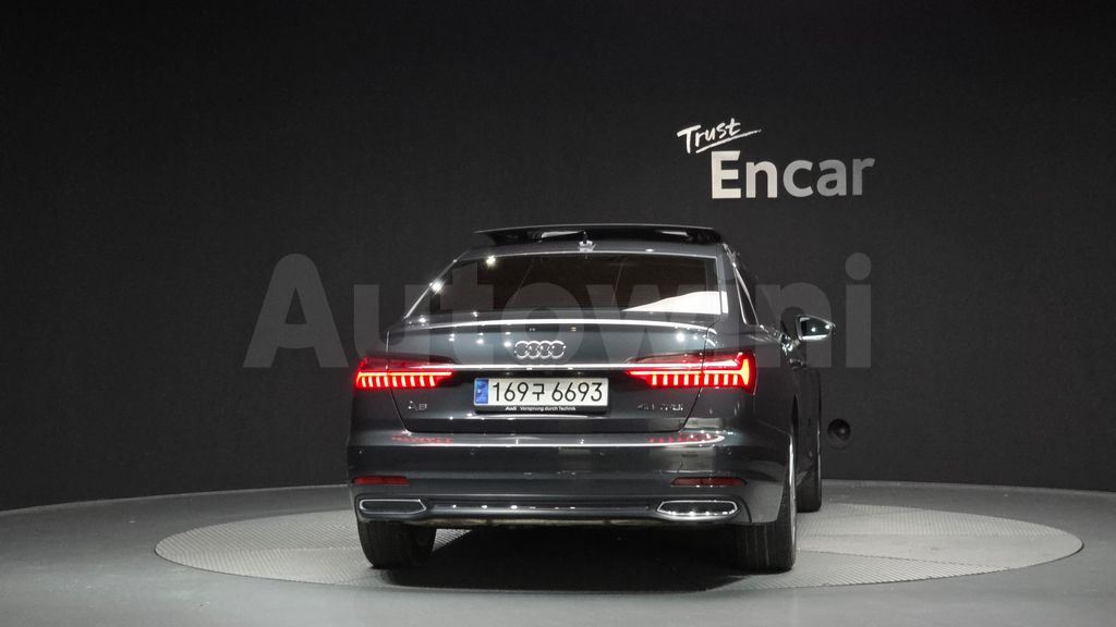 Audi A6(C8) 45 TFSI — снимка 4