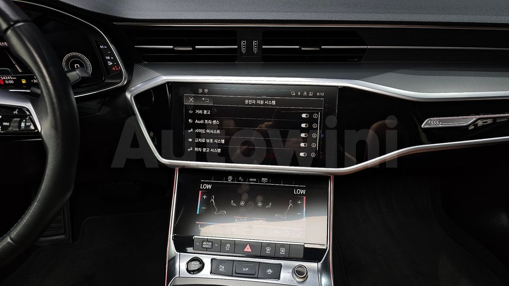 Audi A6(C8) 40 TDI — снимка 14