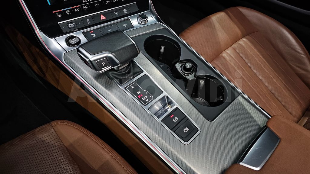 Audi A6(C8) 40 TDI — снимка 9