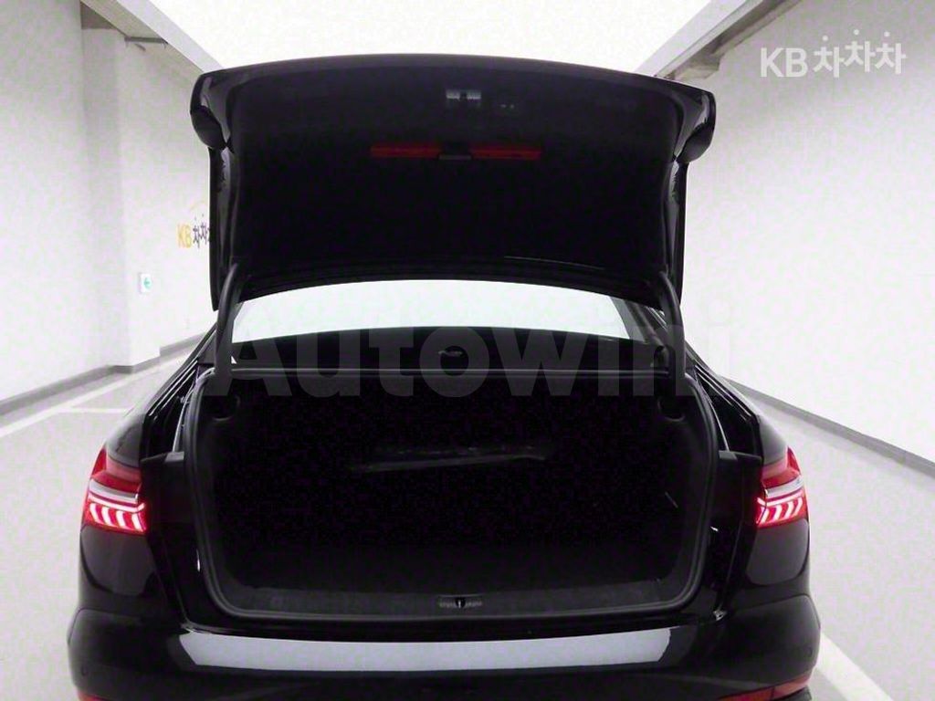 Audi A6(C8) 45 TFSI Premium — снимка 5