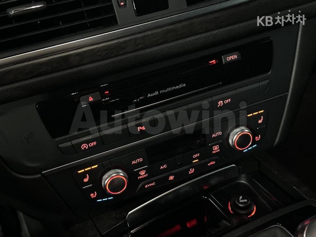 Audi A6 35 TDI Premium C7(15~) — снимка 13