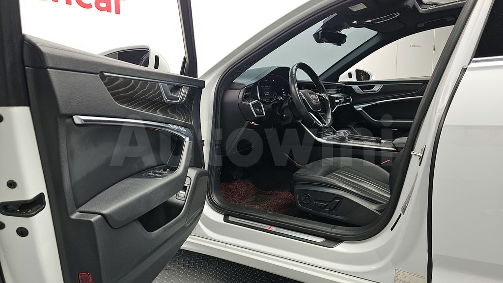 Audi A6(C8) 40 TDI Quattro Premium — снимка 10