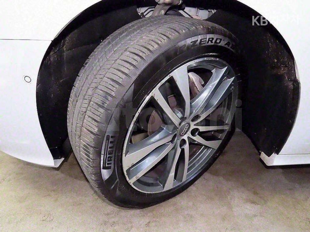 Audi A6(C8) 45 TDI Quattro Premium — снимка 20