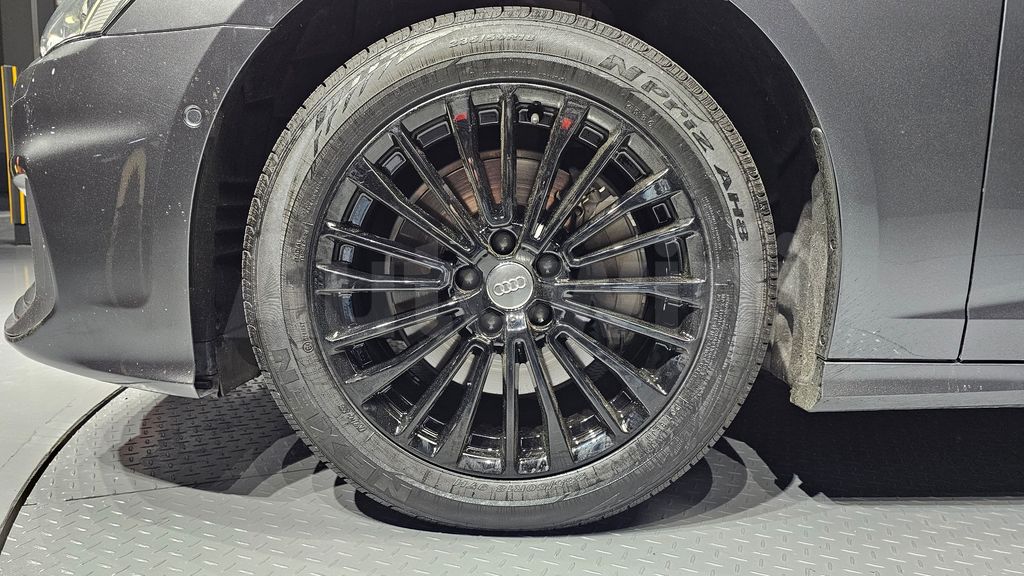 Audi A6(C8) 45 TFSI Quattro Premium — снимка 5