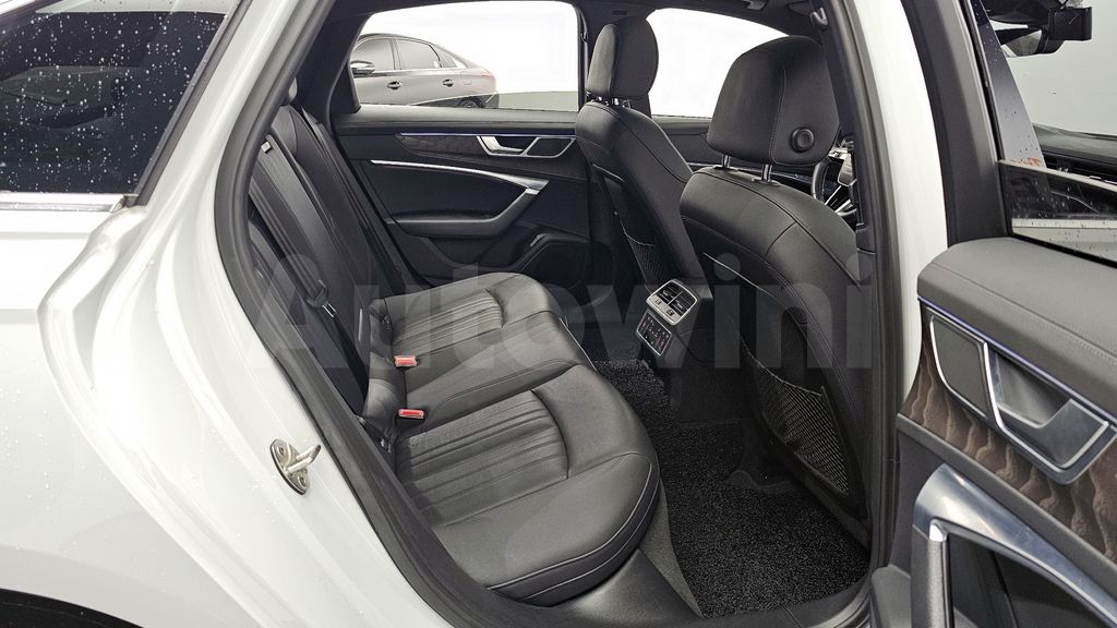 Audi A6(C8) 45 TFSI Quattro Premium — снимка 12