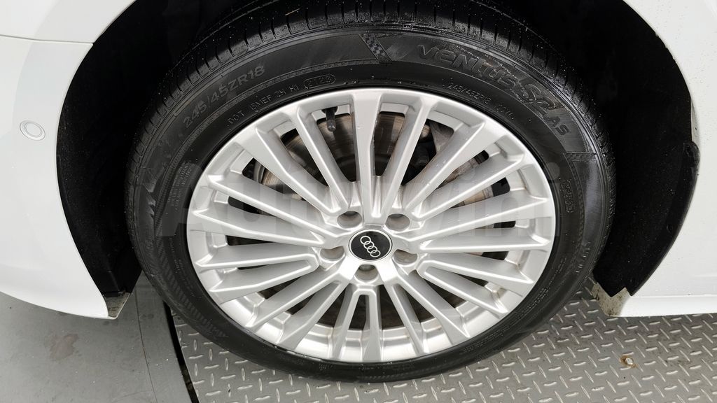Audi A6(C8) 45 TFSI Quattro Premium — снимка 5
