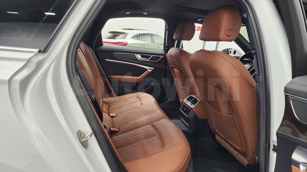 Audi A6(C8) 40 TDI Quattro Premium — снимка 12