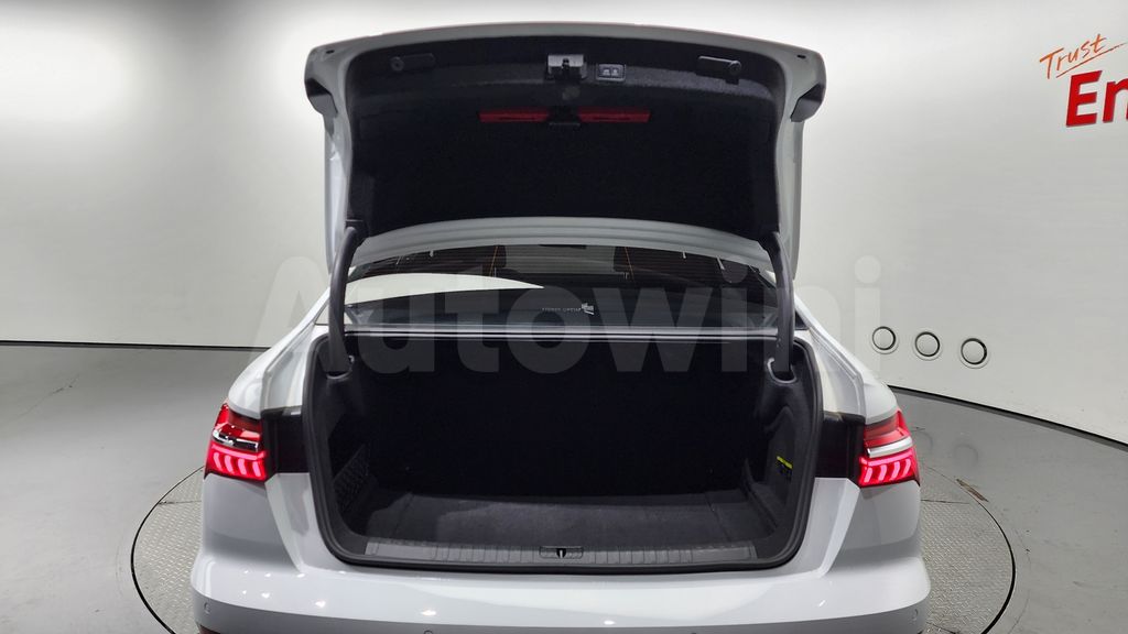 Audi A6(C8) 40 TDI Quattro Premium — снимка 20