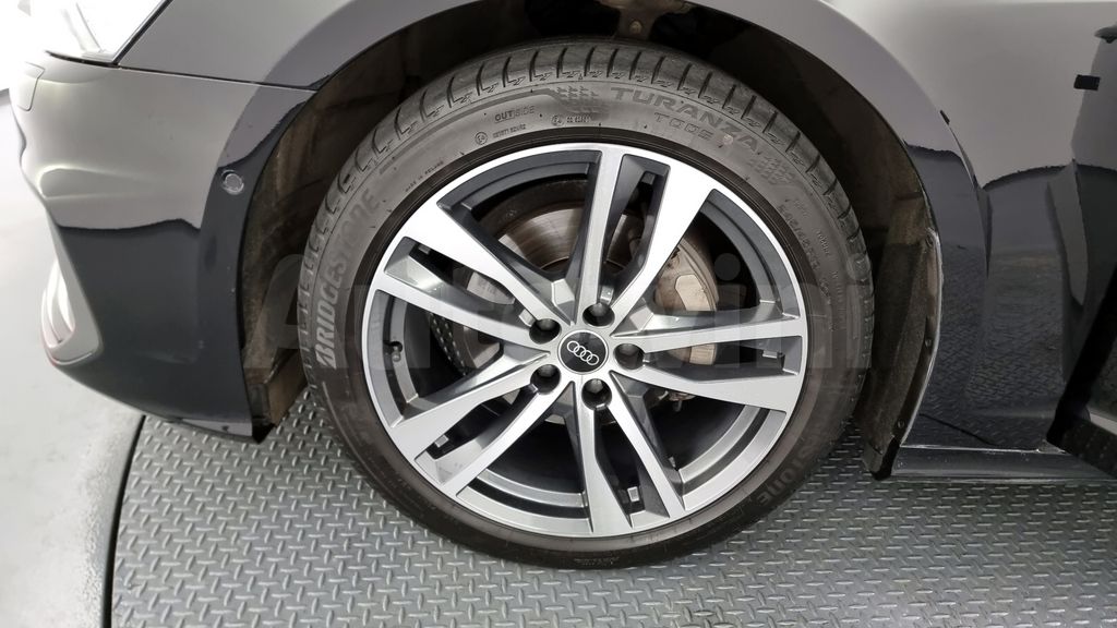 Audi A6(C8) 40 TDI — снимка 5