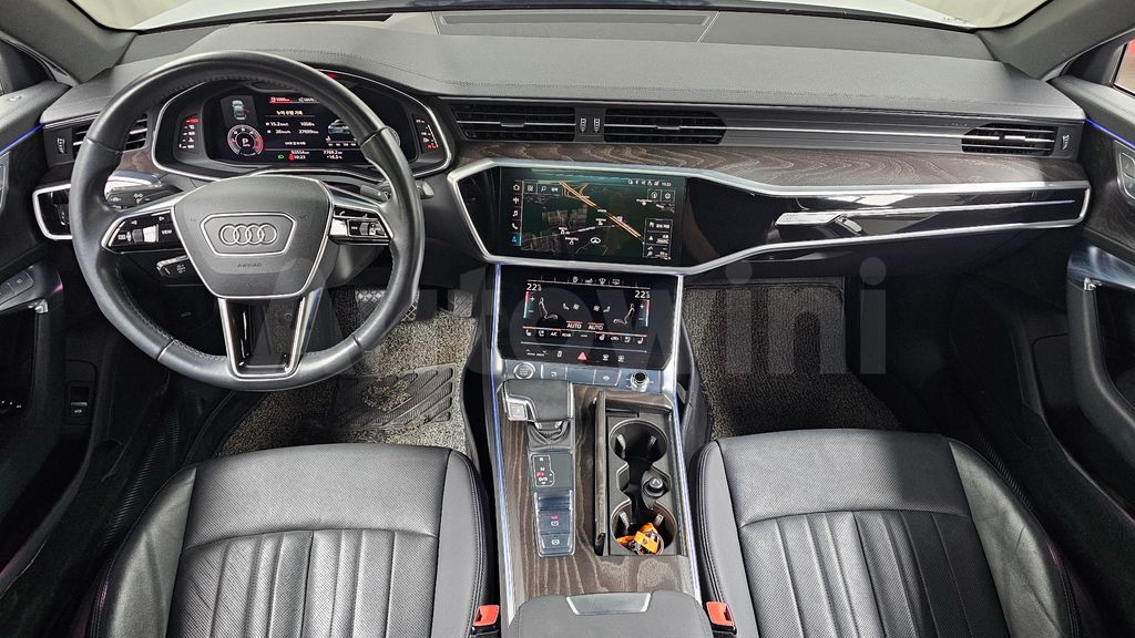 Audi A6(C8) 40 TDI Premium — снимка 7