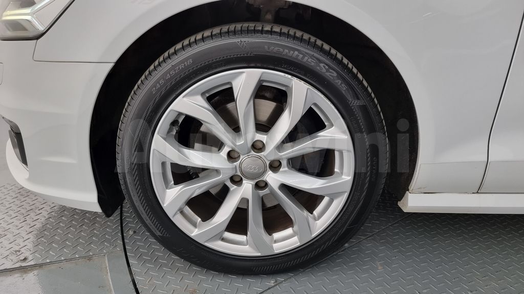 Audi New A6 35 TDI Quattro Premium C7 — снимка 5