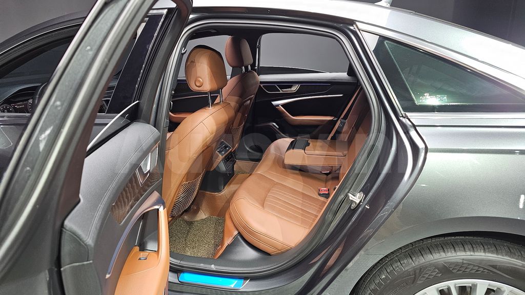 Audi A6(C8) 45 TFSI Premium — снимка 11