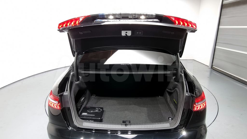 Audi A6(C8) 40 TDI Quattro Premium — снимка 20