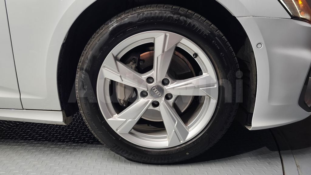 Audi A6(C8) 45 TFSI — снимка 5